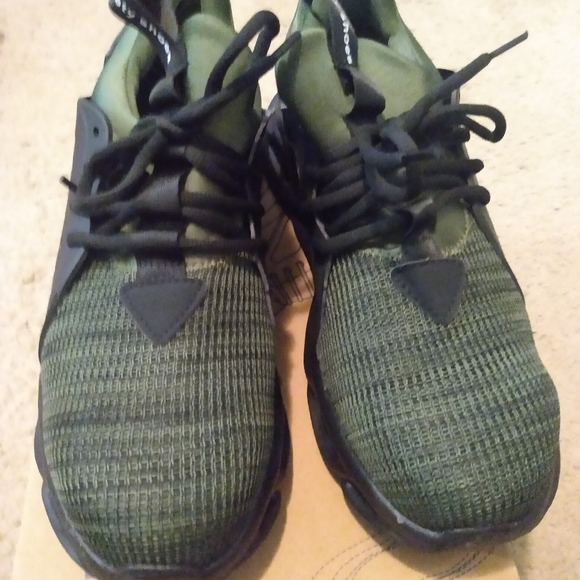 Brand New indestructible shoe - Picture 3 of 4